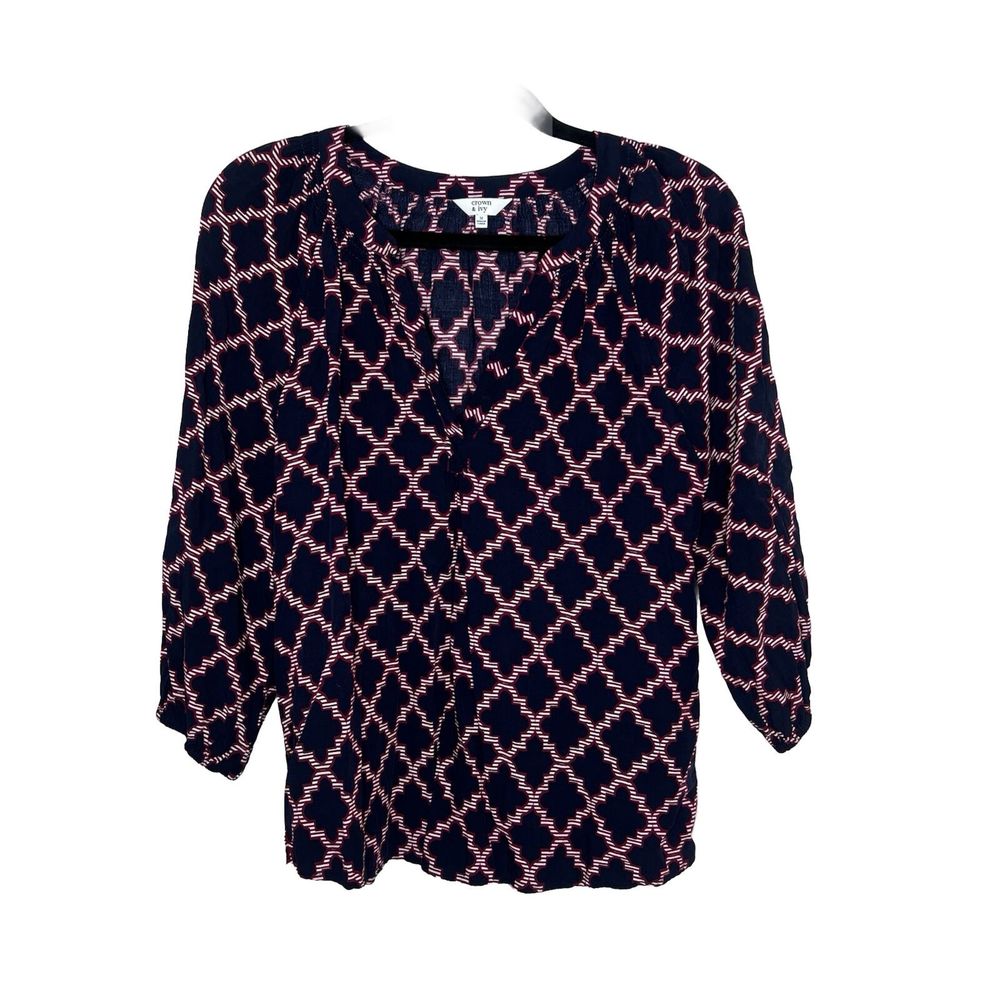 Crown & Ivy Shirt Blouse Women's Medium Blue Red Geometric Peasant Casual